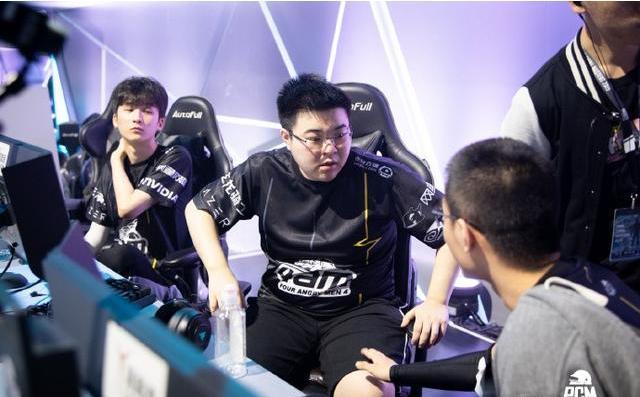 卓越表现的 卓越表现的