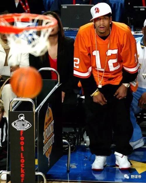 他需要队友 他需要队友